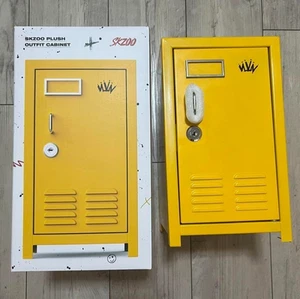Stray Kids Official SKZOO Plush Doll Outfit Cabinet Yellow Original Pop-up Store - Picture 1 of 5