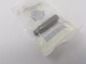 New Buell Intake Exhaust Valve Guide NOS OBS 18113-96Y - Picture 1 of 2