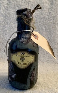 "Botella de poción de vidrio negro espeluznante decoración de utilería de Halloween hecha a mano 6""" - Imagen 1 de 2