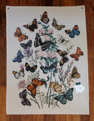 NUEVO CON ETIQUETAS URBAN OUTFITTERS UO Mariposas Botánico COLGADOR DE PARED Tapiz 36x48 ALGODÓN Foto 1 de 4