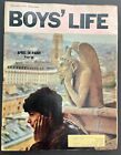 Boys' Life Magazine 1970 AVRIL à Paris France Gargouille - Scout - Schwinn Ad