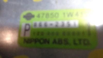 Chasis ECM ABS 4x4 detrás de la consola debajo del tablero se adapta a 98-99 PATHFINDER 227872 Foto 1 de 4