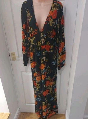 Mono de pierna ancha negro/rojo talla 14 manga larga recortada espalda fiesta Asos  Foto 1 de 4