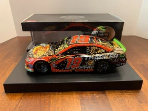 MARTIN TRUEX JR 2019 LAS VEGAS WIN RACED VERSION BASS PRO SHOPS 1/24 ELITE - Picture 1 of 3