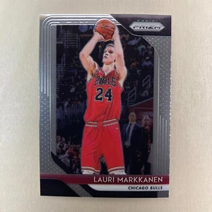 Lauri Markkanen 2018-19 Panini Prizm #110 NBA Basketball Chicago Bulls - Picture 1 of 2
