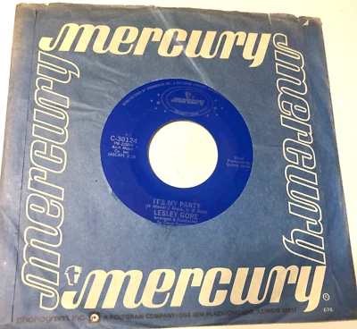 Lesley Gore 7" Record 45 & Label Sleeve Its My Party / Shes A Fool  reissue Foto 1 de 4