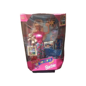 I'm a Toys R Us Niño Barbie 50 Años Forever Varient Aniversario Muñeca 1997  - Imagen 1 de 4