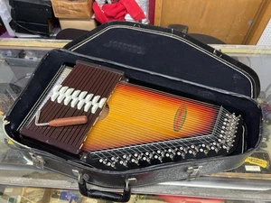 CHROMAHARP AUTOHARP 7 CHORD 37 STRING **NEEDS STRINGS** (WBP015100) - Picture 1 of 10