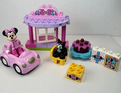 Lego Duplo Disney Junior 10873 Minnie’s Birthday Party Complete Minnie Mouse - Image 1 of 4