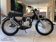 SUZUKI TS 100 73/74 BRAND NEW NUT & BOLT FULL RESTORATION PERFECT CONDTION