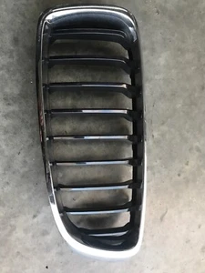 Original BMW Niere 4er 7294813 links Frontziergitter F32 F33 F36 - Bild 1 von 3
