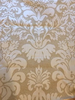 Linda peça de tecido peso estofado damasco dourado pálido - Imagem 1 de 3