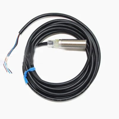 E2B-M12KS04-WZ-C1 For Omron Replace E2B-M12KS04-WP-C1 Proximity Switch Sensor - Image 1 of 4
