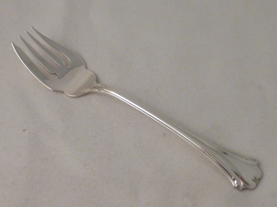 Tenedor(s) de ensalada esterlina English Chippendale-Reed & Barton - 6-5/8" Foto 1 de 4