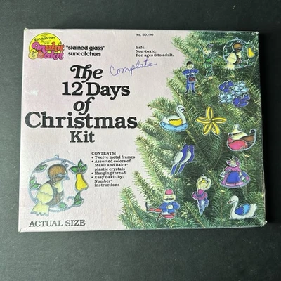 Kit de adornos navideños Makit & Bakit, 1983, 12 adornos para hacer - nuevo en caja Foto 1 de 4