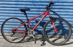 Trek 4300 Mountain Bike XS 13” Aluminum 26” Wheel Shimano 21 Speed - Picture 1 of 17