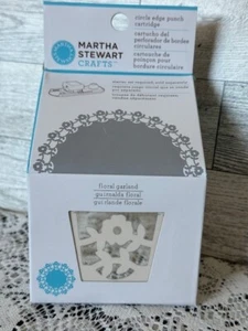 Martha Stewart Circle Edge Punch Cartridge FLORAL GARLAND NEW Papercrafting - Picture 1 of 3