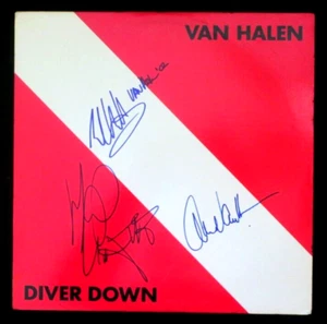 Van Halens "Diver Down" LP signiert von Eddie & Alex Van Halen & Michael Anthony - Bild 1 von 2
