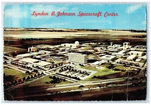 1975 Architectural View Lyndon Johnson Spacecraft Center Texas Unposted Postcard - Picture 1 of 2