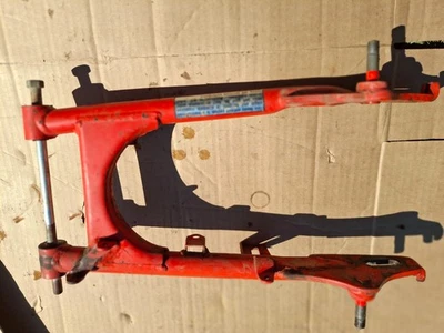 Brazo oscilante trasero Honda XR75 1978 OEM Foto 1 de 2