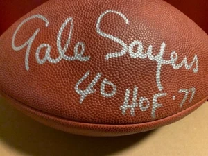 GALE SAYERS CHICAGO BEARS HOF SIGNED AUTOGRAPH WILSON OFFICIAL NFL FOOTBALL - Picture 1 of 5