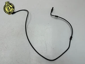 2013-2020 MERCEDES SL CLASS R231 - REAR LEFT / RIGHT ABS SPEED SENSOR OEM - Picture 1 of 3