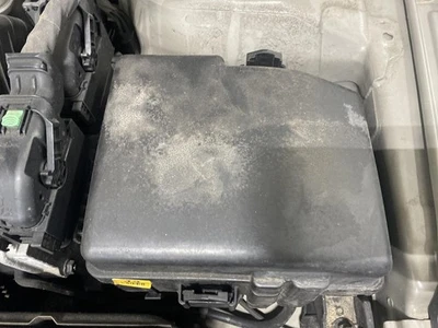 Used Fuse Box Engine fits: 2014 Kia Cadenza w/o xenon Grade A - Image 1 of 4