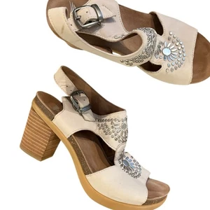 Dansko Deandra Taupe Leather Silver Studded Open Toe Heels 36 - Picture 1 of 6