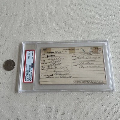 Bob Klinger Signed BEFORE DEBUT  1934 Heilbroner Card PSA Slabbed Graded Mint 8 - Image 1 of 2