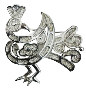 Vintage CROWN TRIFARI L’ORIENT Peacock Bird Silver Tone Pin Brooch MINT CON. - Picture 1 of 9