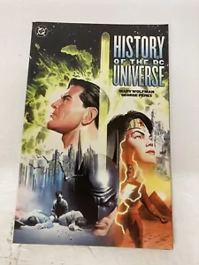 History of the DC Universe (2002, DC) - Wolfman/ Perez - - Picture 1 of 4