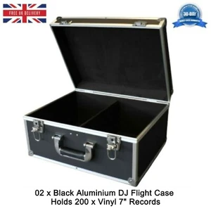 02 X BLACK ALUMINIUM DJ FLIGHT CASE TO HOLD 200 x Vinyl 7" Records STRONG BOX - Afbeelding 1 van 12