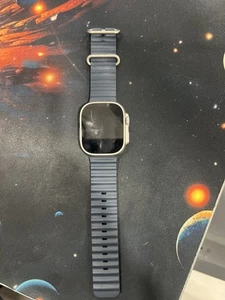 Apple Watch Ultra 2 49mm - Photo 1 sur 2