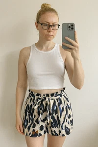 SHEIN Paperbag High Waist Tie-Belt Shorts Blue/White Abstract – UK 10 / EU 38  - Picture 1 of 8