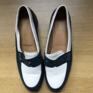 Hotter Dorset Navy Blue & Cream Slip On Penny Loafer Leather Size UK 7.5 EXF - Picture 1 of 12