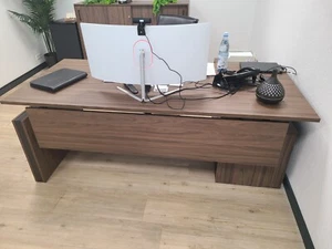 Schreibtisch-Set, elektrisch höhenverstellbar, 3-teilig, Büromöbel, edel, robust - Bild 1 von 8