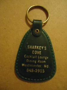 Schlüsselanhänger Sharkey's Cove Cocktail Lounge Restaurant WESTMINSTER MD - Bild 1 von 1