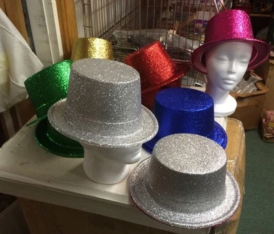 12 sombreros de fiesta de Nochevieja al por mayor sombreros brillantes colores surtidos  Foto 1 de 4