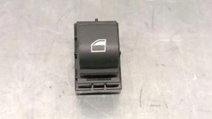 9208106 mando elevalunas trasero derecho para BMW 1 (F20) 116 D 2011 5543834 - Imagen 1 de 5