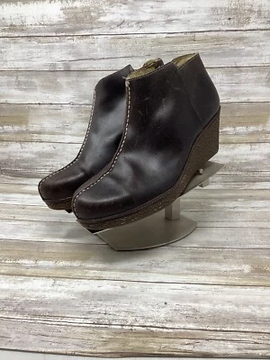 Botas al tobillo Olukai para mujer Humu con cremallera lateral de cuero marrón con cuña talla 10 Foto 1 de 4