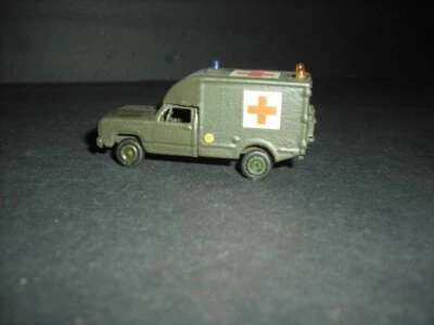 Roco 1/87scale Chevrolet U.S. Ambulance.Painted w/decals. - Image 1 of 4
