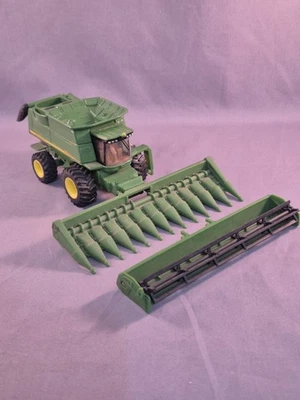 Ertl John Deere 9860 STS Combine 2 Heads Green Bullet Rotor Diecast Metal 1:64 - Image 1 of 4