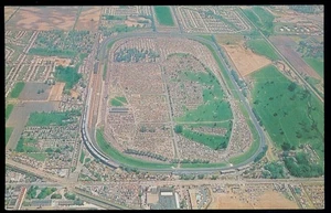 CARTOLINA AUTO SPEEDWAY POLIS INDIANA - Foto 1 di 1