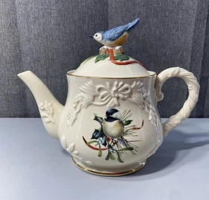 Lenox “Winter Greetings” Teapot with Bluebird Lid 6324891 Catherine McClung - Picture 1 of 15
