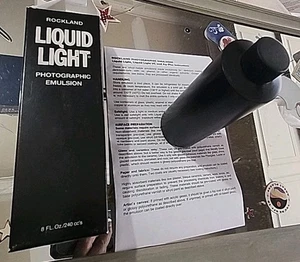 Luz líquida coloide Rockland, emulsión blanca y negra, 18 oz caducada - Imagen 1 de 2
