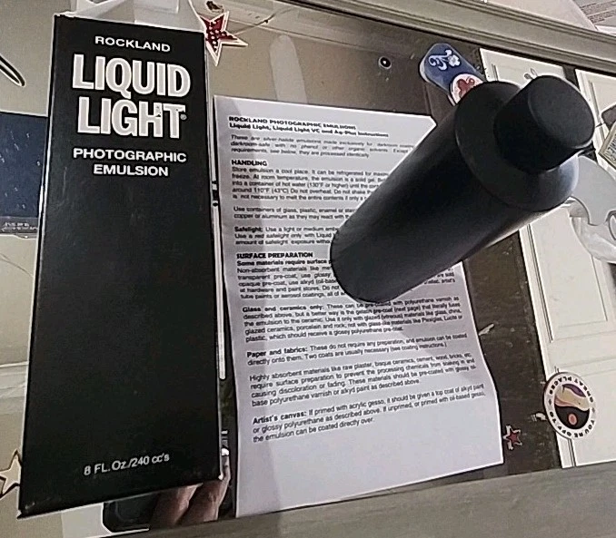 Luz líquida coloide Rockland, emulsión blanca y negra, 18 oz caducada Foto 1 de 2