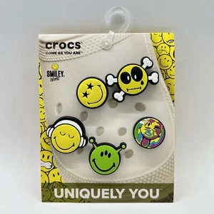 Crocs Uniquely You Smiley Smile Face Alien Star Eyes Jibbitz Charms 5 Pack New - Picture 1 of 2