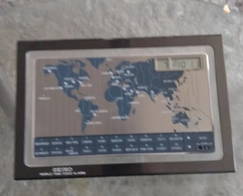 SEIKO World Time Voice Alarm Retro Desk Clock 20 Countries Traveler Gift Cover
