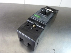 Disyuntor eléctrico Fuji D32B AC 220V 10A (30157) - Imagen 1 de 7