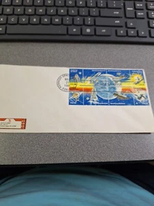 1981 First Day Cover 18 cent stamps (8) Kennedy Space Center art cachet envelope - Picture 1 of 3
